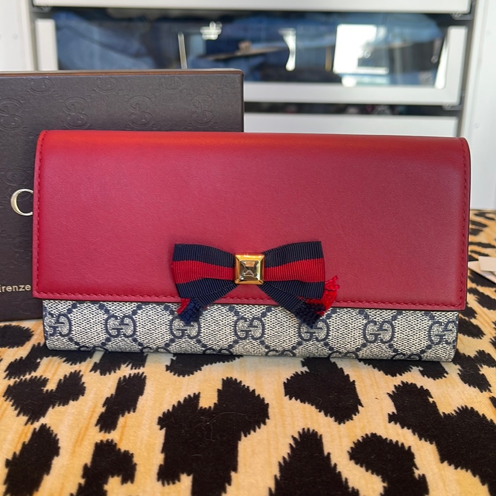 Gucci Wallet